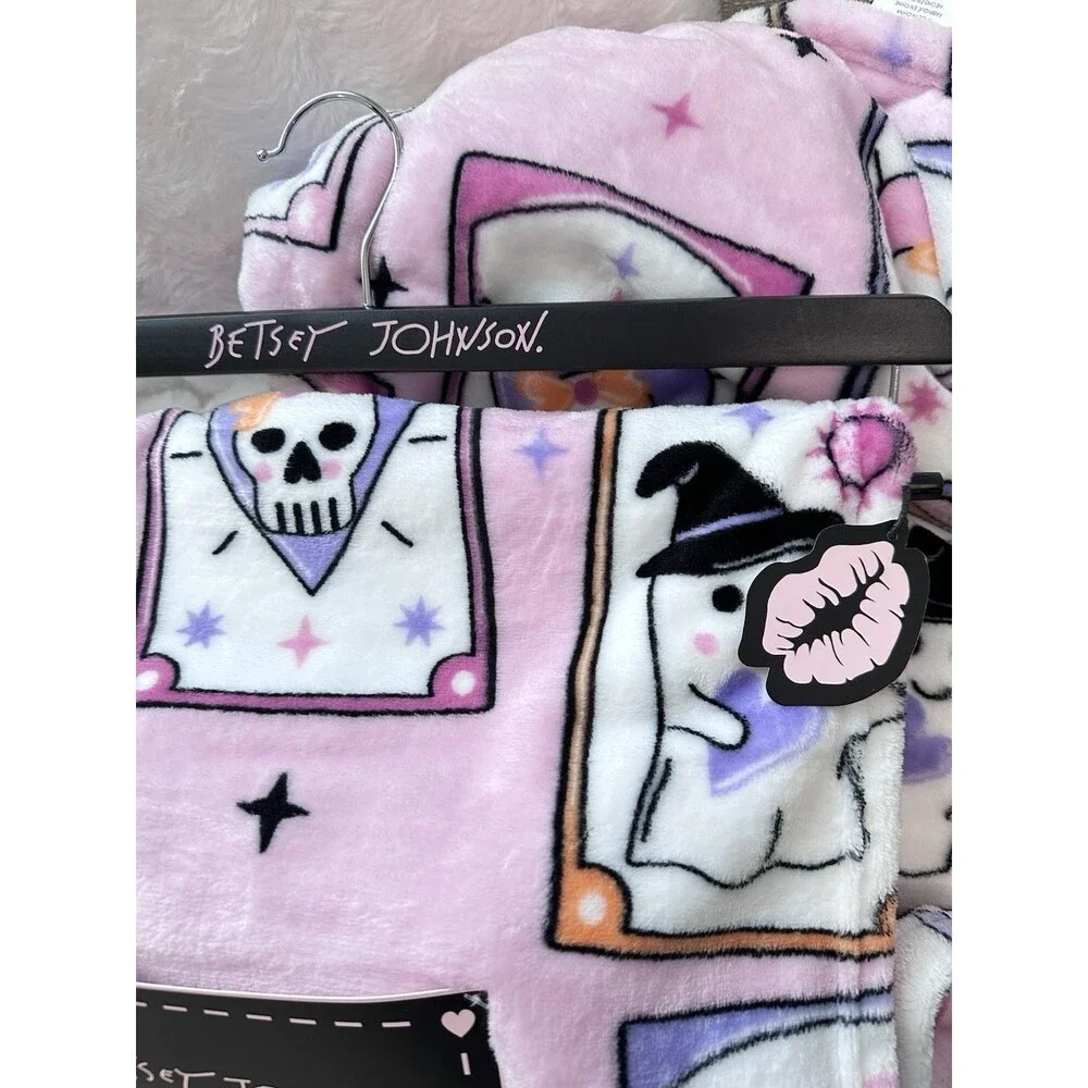 Betsy Johnson Pink Halloween Ultra Plush Throw Blanket 50 X 70“￼